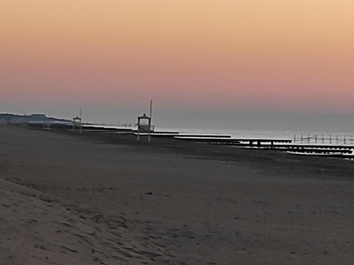 Quito Residence Movida E Spiaggia Lido di Jesolo Eksteriør billede